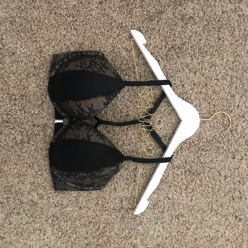 VS Very sexy plunge 🖤🖤